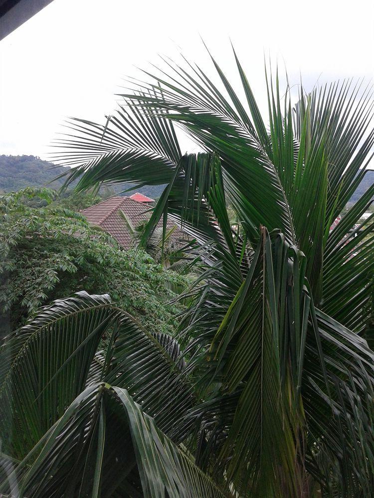 But Different Phuket Boutique Hotel Nai Harn Buitenkant foto