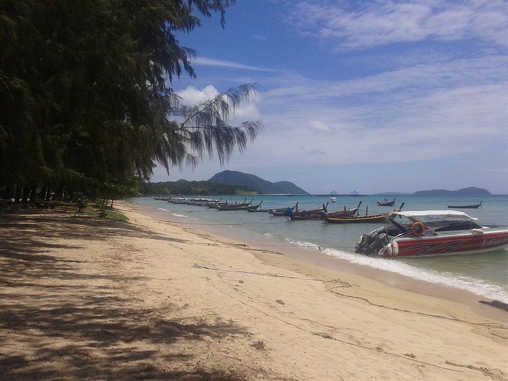 But Different Phuket Boutique Hotel Nai Harn Buitenkant foto