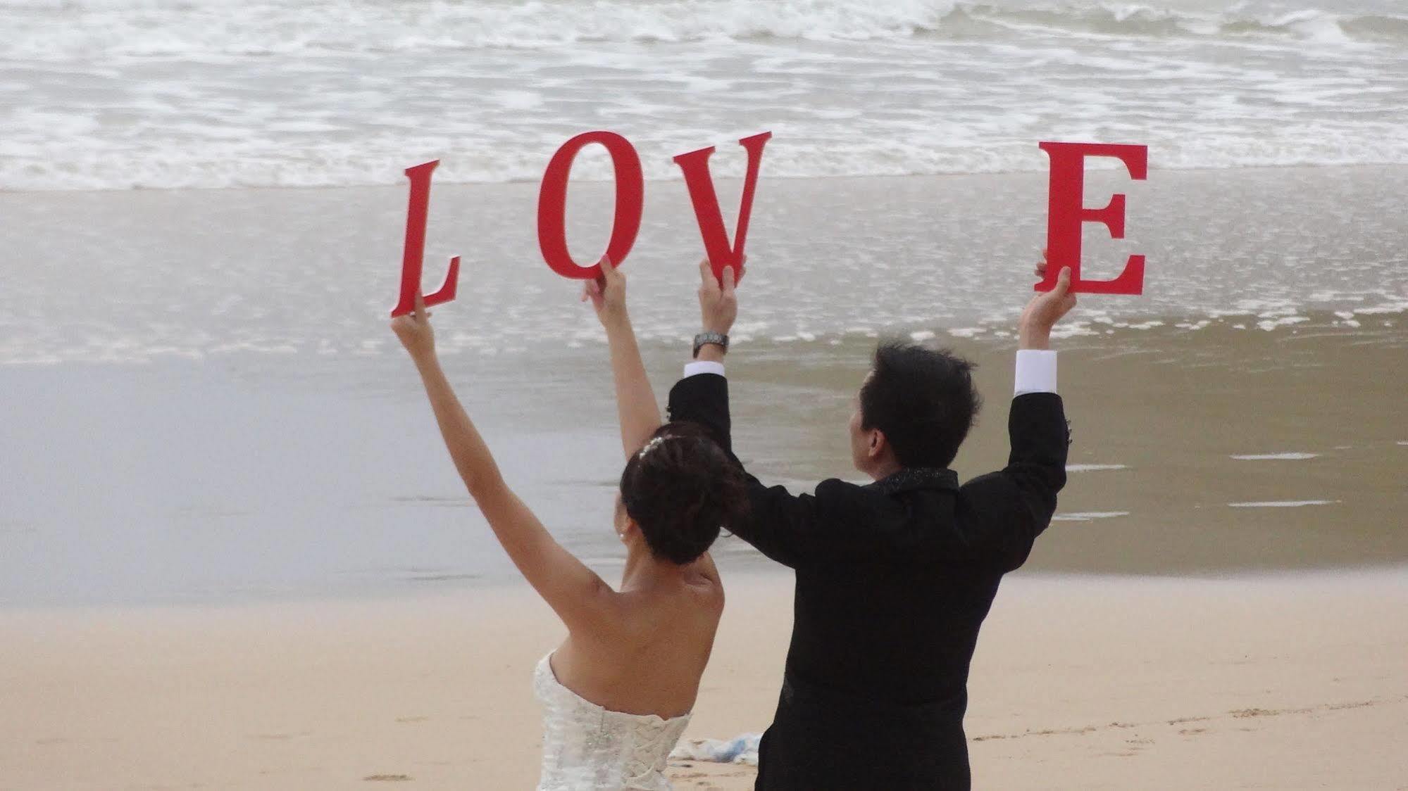 But Different Phuket Boutique Hotel Nai Harn Buitenkant foto